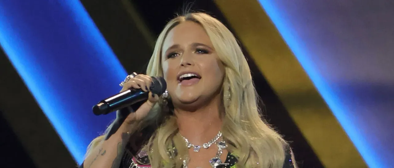 Miranda Lambert live performance