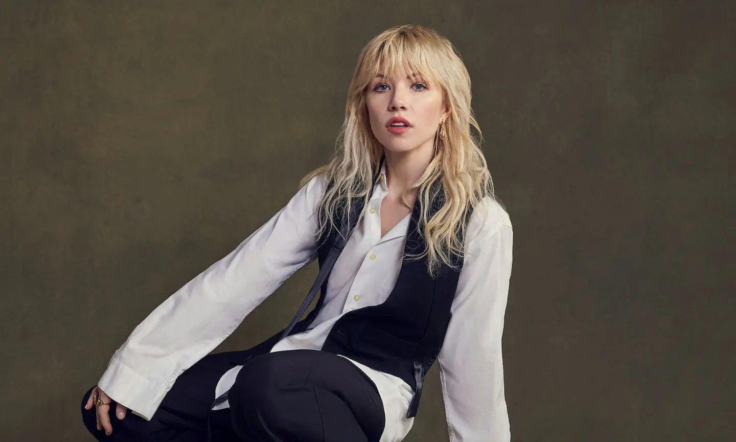 Carly Rae Jepsen live performance