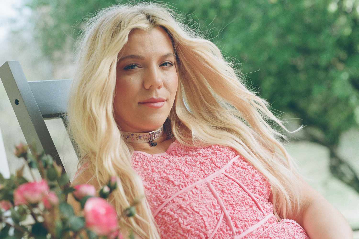 Kimberly Perry live performance