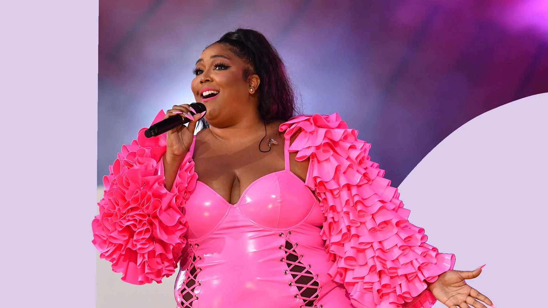 Lizzo live performance