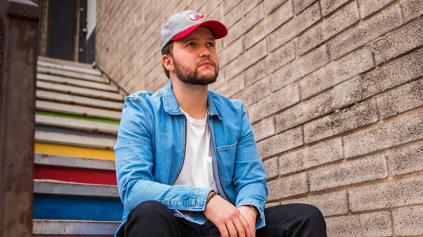 Quinn XCII live performance