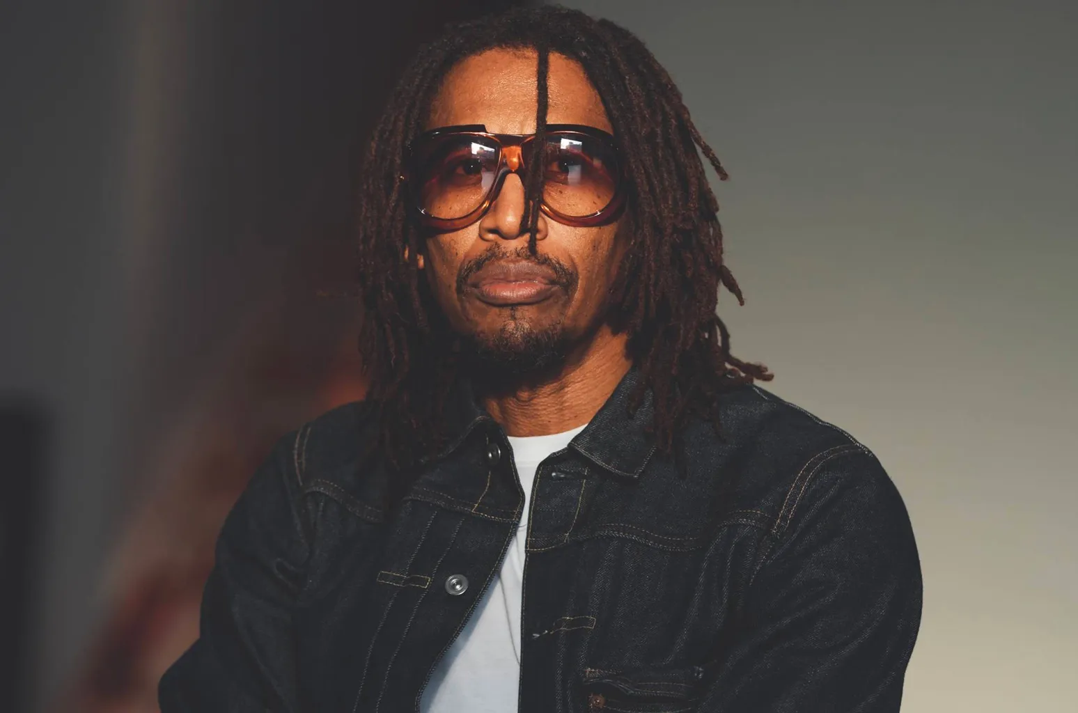 Raphael Saadiq live performance