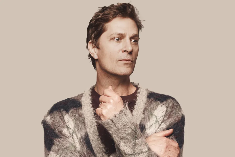 Rob Thomas live performance