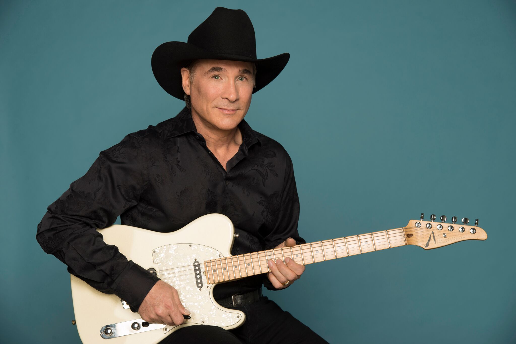 Clint Black live performance