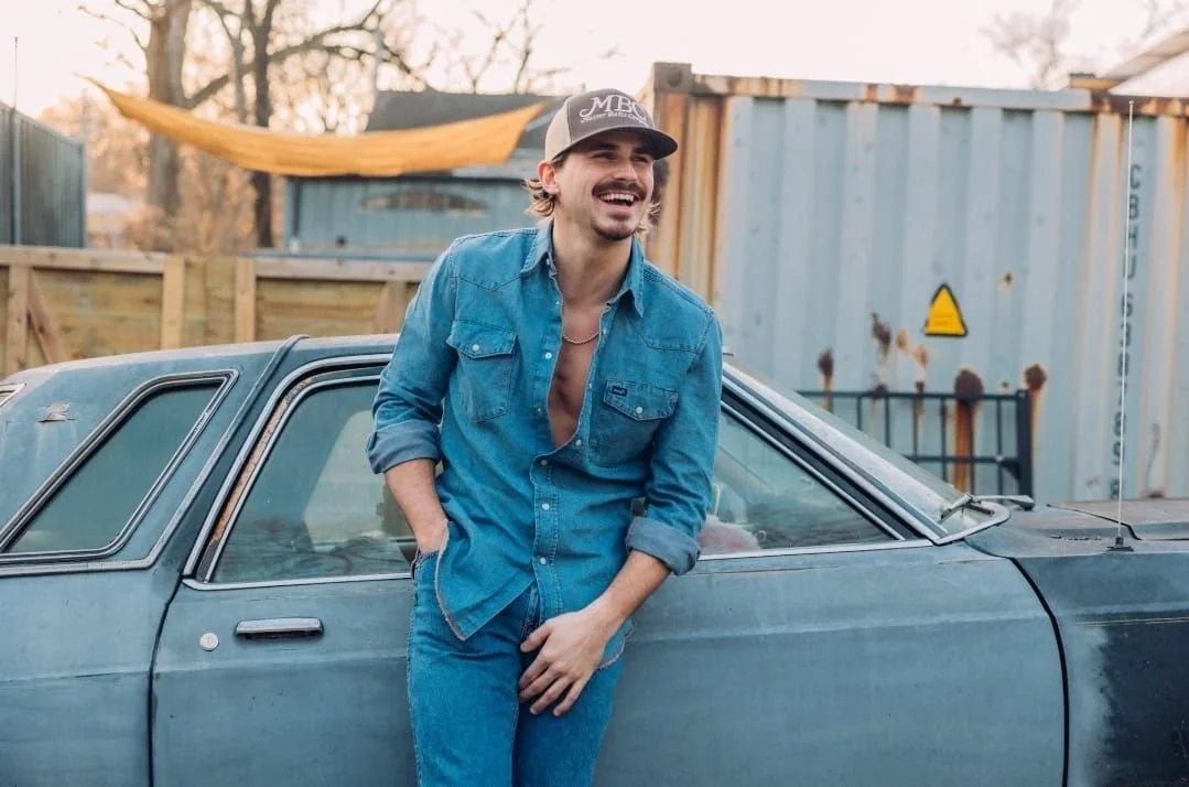 Tucker Wetmore live performance