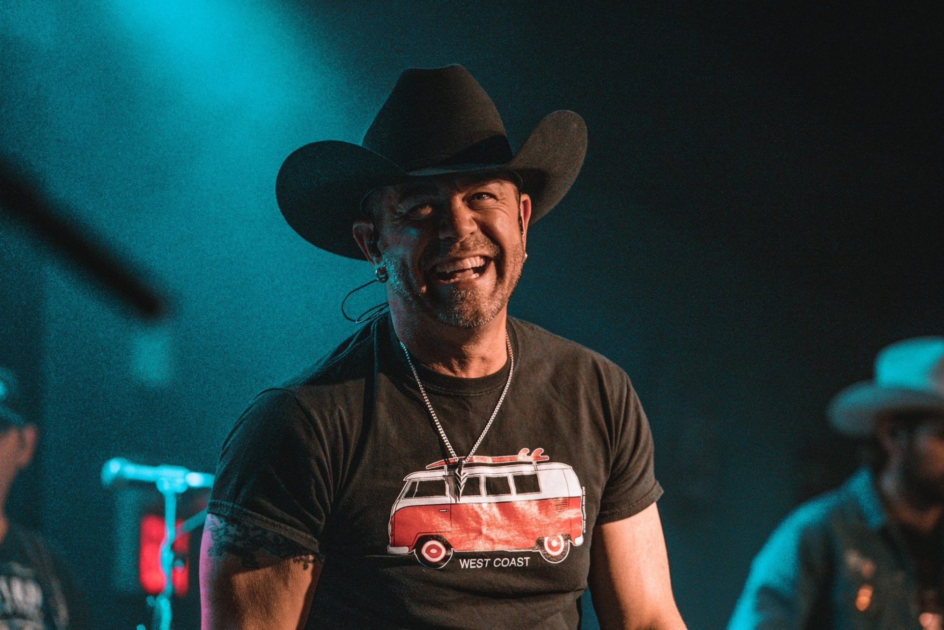 Aaron Pritchett live performance