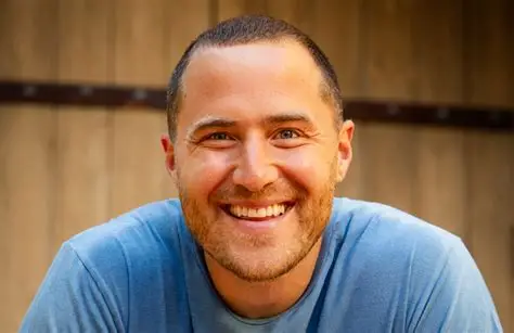 Mike Posner live performance