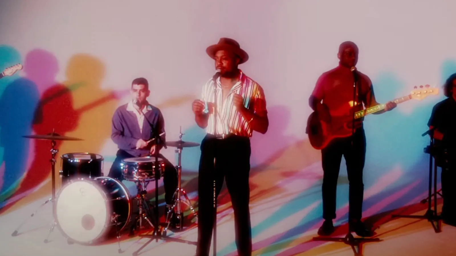 Durand Jones & The Indications live performance